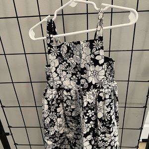 Gap brand black/white spaghetti strap sundress. Size 4- great condition